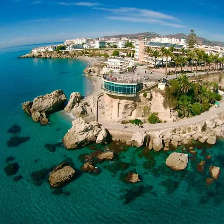 Luis Punta Lara Villa Nerja